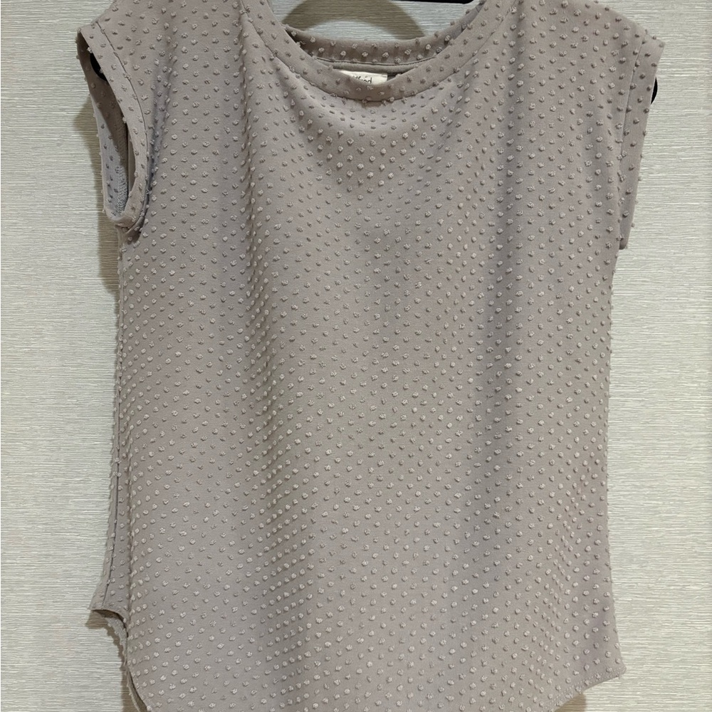 Wilfred Textured Gray Short Sleeve Top